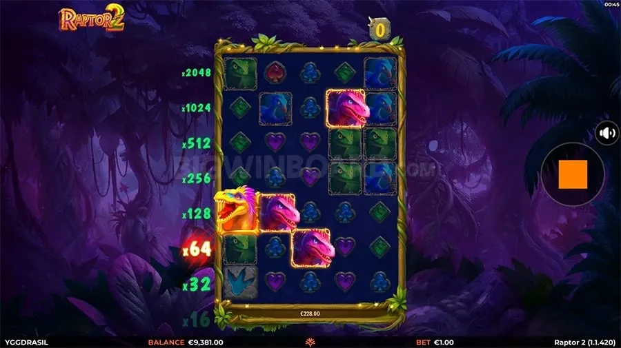 Player focusing on online poker strategy